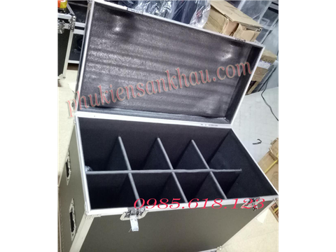 Tủ đựng 16 đèn led .