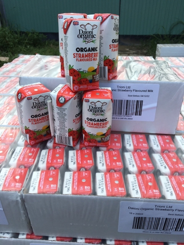 SỮA HỮU CƠ TÁCH BÉO DAIONI VỊ DÂU 200ml