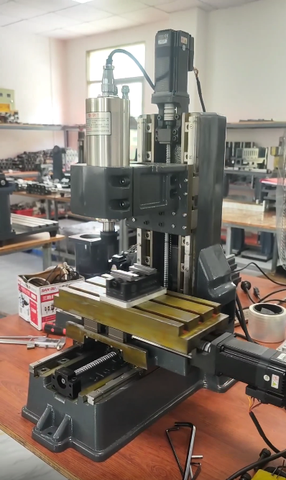 Máy CNC Đúc Gang XYZ – Hành Trình 220×160×180mm