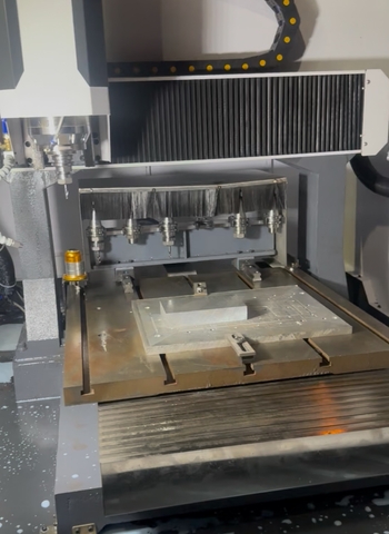 Máy CNC Khắc - Phay 4060Z300 ATC 6 Dao