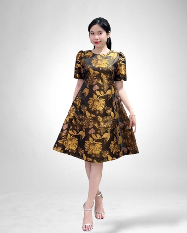 Đầm xòe cổ tròn, tay ngắn dún
