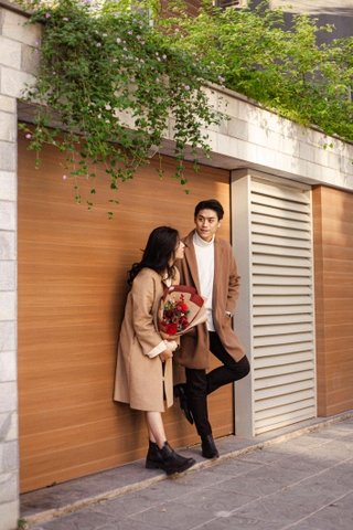 Bó hoa Christmas - Red Pinecone