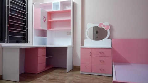 Bộ phòng ngủ Hello Kitty