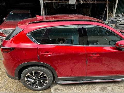 Giá nóc xe Mazda cx5 2028 đến 2025. lắp zin theo xe.