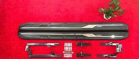 BỆ BƯỚC CHÂN CRETA 2022 - 2026 MẪU VIỀN INOX CAO CẤP