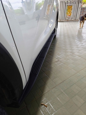 Bậc lên xuống Innova Cross, bậc bước chân Innova cross