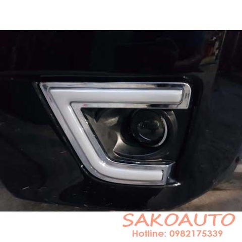 đèn gầm toyota altis 2015