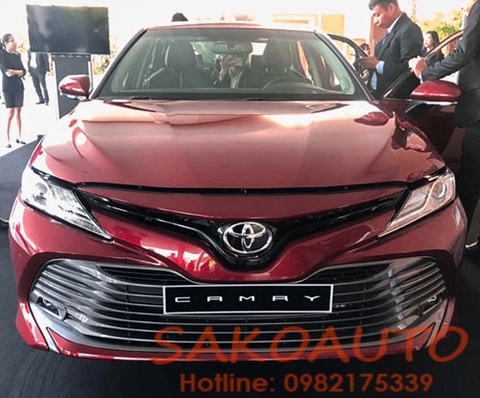 phụ kiện xe toyota camry 2019