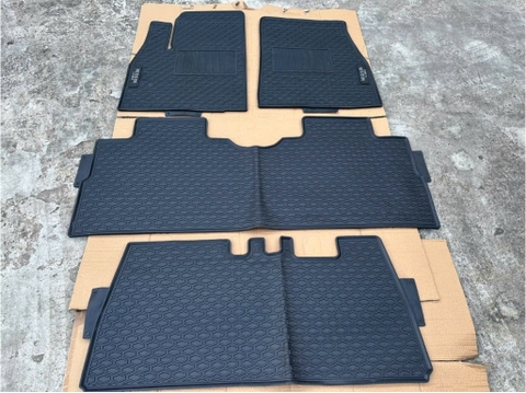 Lót sàn cao su theo xe Limo Green hàng cao su không mùi, dễ vệ sinh