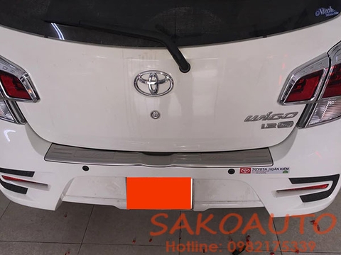 chống trầy cốp sau toyota wigo 2019