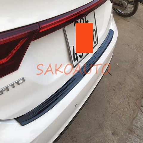 chống trầy cốp sau cerato 2019