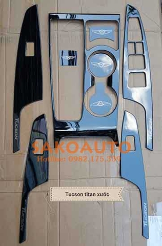 ốp bảng số xe tucson
