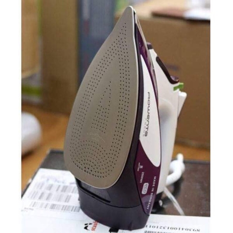 Bàn là hơi nước Rowenta Steam Iron DW5122