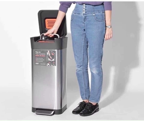 THÙNG RÁC THÔNG MINH JOSEPH JOSEPH TITAN 20L 