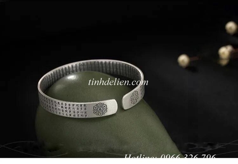 VÒNG BẠC KHẮC BÁT NHÃ TÂM KINH VÀ OM MANI PADME HUM