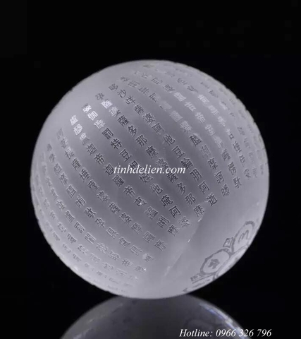 QUẢ CẦU PHA LÊ TRẮNG KHẮC OM MANI PADME HUM VÀ ĐẠI BI CHÚ