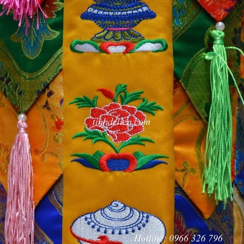 TRÀNG PHAN THÊU BÁT  CÁT TƯỜNG