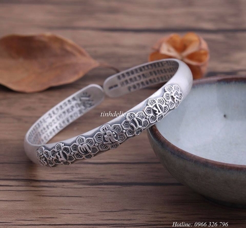 VÒNG BẠC ĐEO TAY KHẮC BÁT NHÃ TÂM KINH VÀ OM MANI PADME HUM