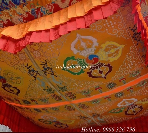 LỌNG BÁU THÊU CHÀY KIM CƯƠNG CHỮ THẬP VÀ BÁT CÁT TƯỜNG