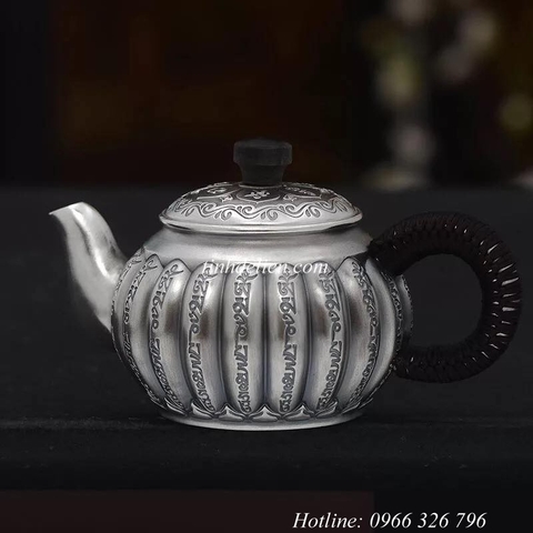 BỘ ẤM TRÀ BẠC KHẮC OM MANI PADME HUM