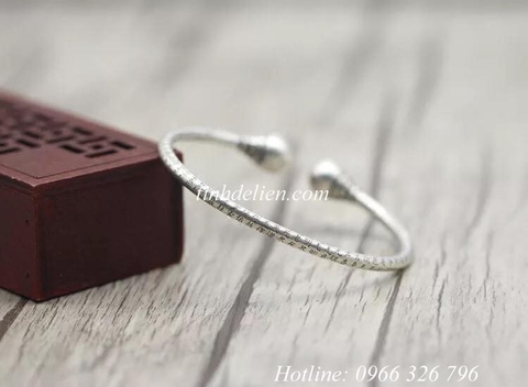 VÒNG BẠC KHẮC BÁT NHÃ TÂM KINH