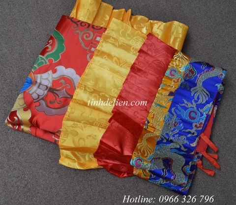 LỌNG BÁU THÊU CHÀY KIM CƯƠNG CHỮ THẬP VÀ BÁT CÁT TƯỜNG