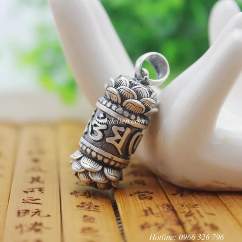 BÌNH ĐỰNG XÁ LỢI, KINH CHÚ, THUỐC, CÁT...KHẮC HOA SEN VÀ OM MANI PADME HUM