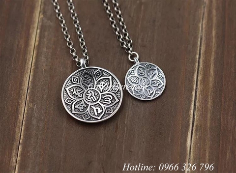 MẶT DÂY CHUYỀN KHẮC OM MANI PADME HUM VÀ CHỮ VẠN