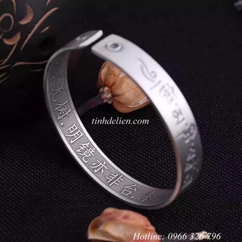 VÒNG BẠC KHẮC OM MANI PADME HUM CHỮ PHẠN