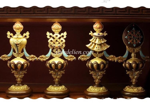 BÁT ĐẠI CÁT TƯỜNG THÙ THẮNG CÚNG PHẬT