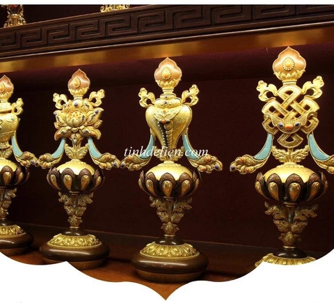 BÁT ĐẠI CÁT TƯỜNG THÙ THẮNG CÚNG PHẬT