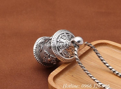 MẶT DÂY CHUYỀN BẠC BIỂU TƯỢNG KINH LUÂN KHẮC OM MANI PADME HUM