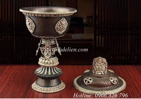 CHÂN ĐÈN BƠ CUNG PHẬT CÓ NẮP