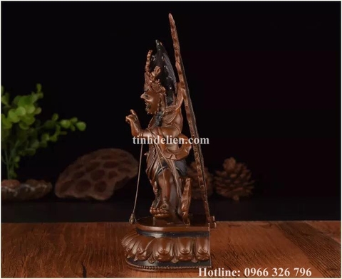 TƯỢNG KIM CƯƠNG THỦ 17,5 CM