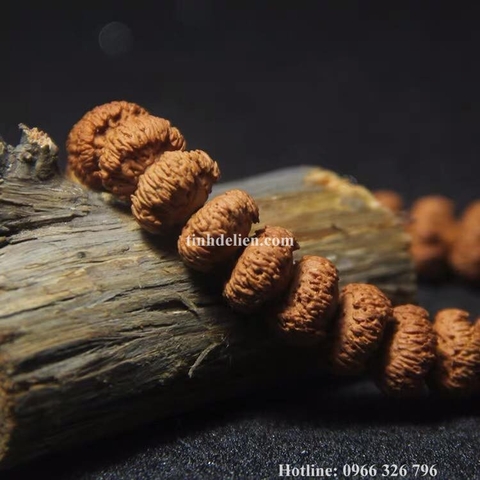 CHUỖI BỒ ĐỀ LIÊN HOA ĐEO TAY 12 MM
