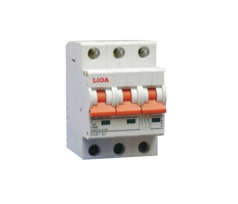 Aptomat LIOA 3 pha 63A