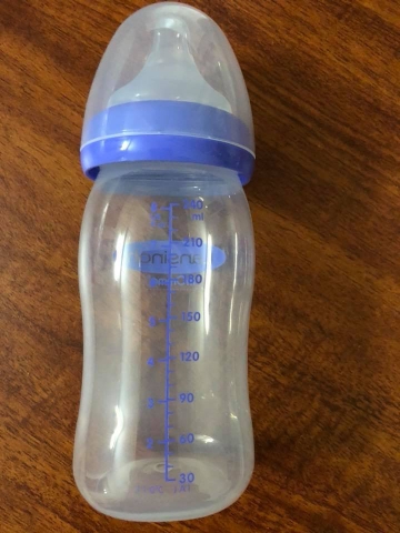 Bình sữa Lansinoh 240ml