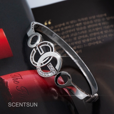 Lắc tay bạc Gucci B4.23VG26B