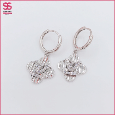 Khuyên tai bạc Hoa LV  A7111GD22E