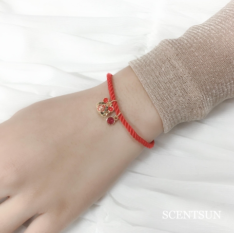 Lắc tay Chỉ đỏ Kim Tý 2020