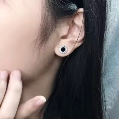 Khuyên tai nụ tròn la mã epoxi đen  9124VG29E