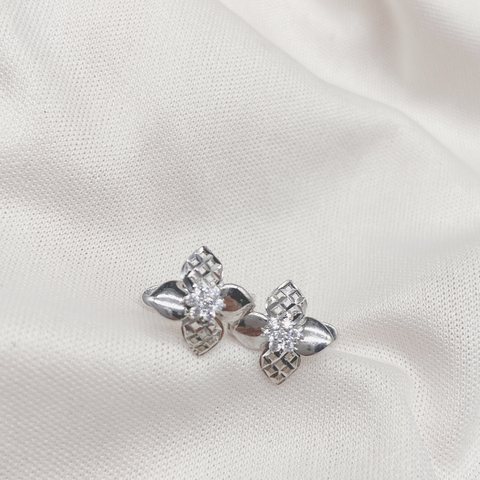 Khuyên bạc thoi 4 cánh nổi nhụy1763VG26E