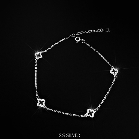 Cỏ 4 lá thương hiệu - lấp lánh