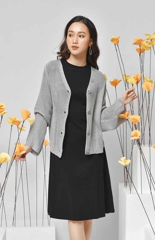 Mix chân váy xếp ly dài thu đông chuẩn đẹp theo trend - LEIKA