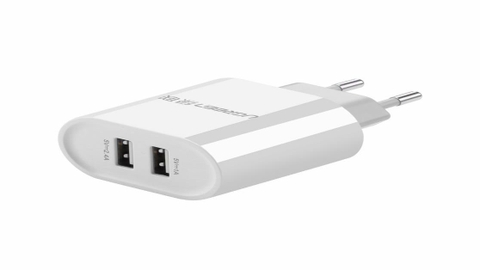 20384-Củ sạc 2 cổng USB 2 (1 cổng 5V-1A và 1 cổng tốc độ cao 5V-2.4A) UGREEN CD104 20384 (trắng)
