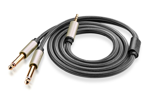 10614-Cáp âm thanh 3.5mm ra 2 đầu 6.5mm mạ vàng 24k dài 1.5M UGREEN AV126 10614