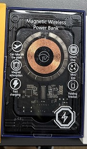 Sạc dự phòng DIVI không dây 10000mAh 2 đầu vào, trước thuỷ tinh E44B