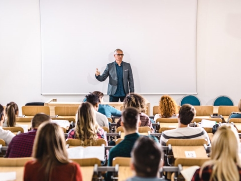 TOP 12 Laptop Cho Sinh Viên Sư Phạm