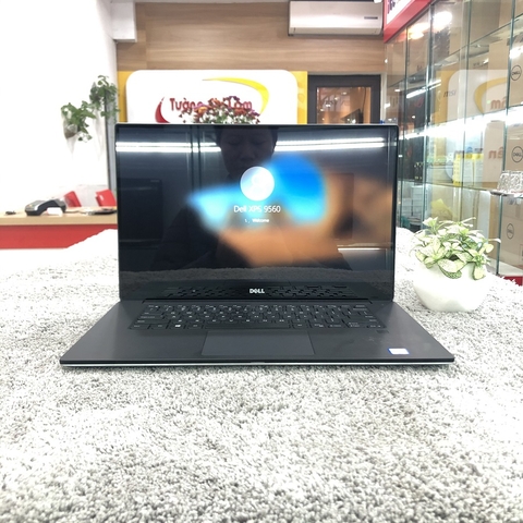 Dell XPS 15 9560 i7