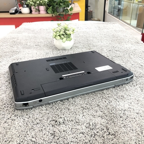 Dell Latitude E6430 (i5 - 3320M | RAM 4GB | SSD 120GB)